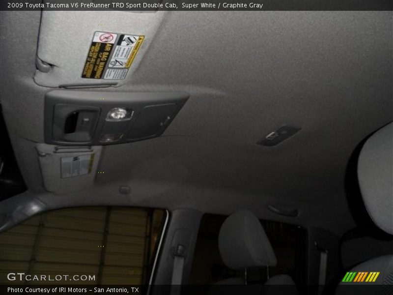 Super White / Graphite Gray 2009 Toyota Tacoma V6 PreRunner TRD Sport Double Cab