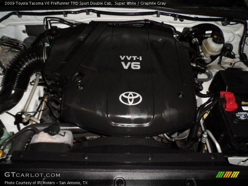 Super White / Graphite Gray 2009 Toyota Tacoma V6 PreRunner TRD Sport Double Cab