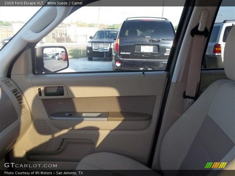 White Suede / Camel 2009 Ford Escape XLT