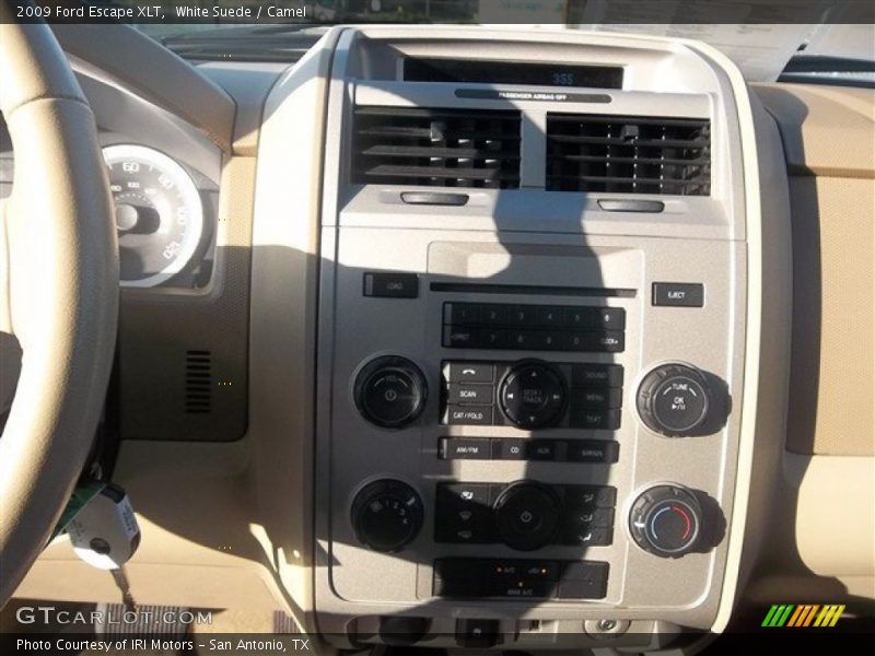 White Suede / Camel 2009 Ford Escape XLT