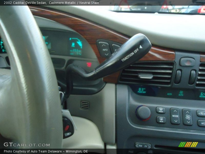 Cashmere Metallic / Neutral Shale 2002 Cadillac DeVille Sedan