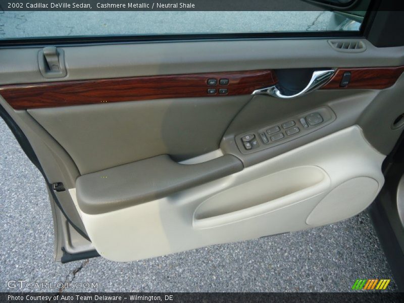 Cashmere Metallic / Neutral Shale 2002 Cadillac DeVille Sedan