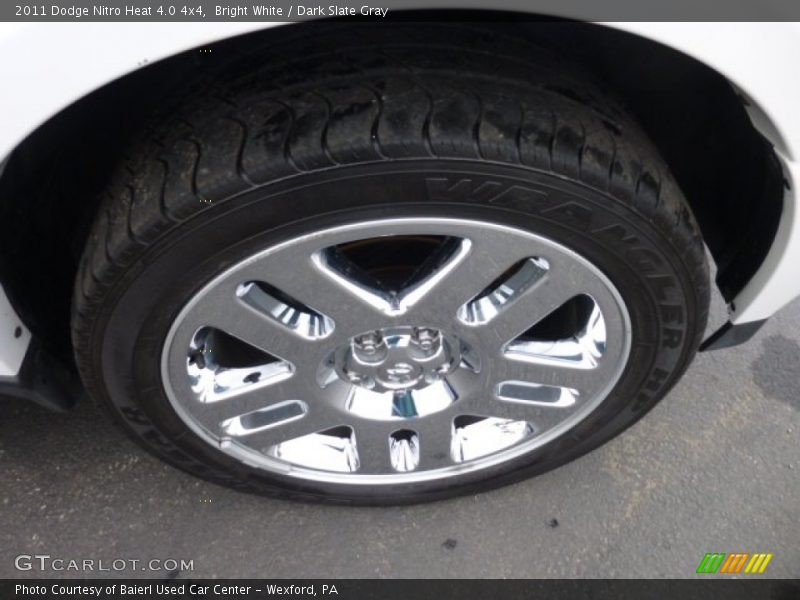 Bright White / Dark Slate Gray 2011 Dodge Nitro Heat 4.0 4x4