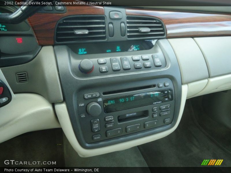 Cashmere Metallic / Neutral Shale 2002 Cadillac DeVille Sedan