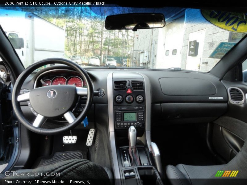 Dashboard of 2006 GTO Coupe