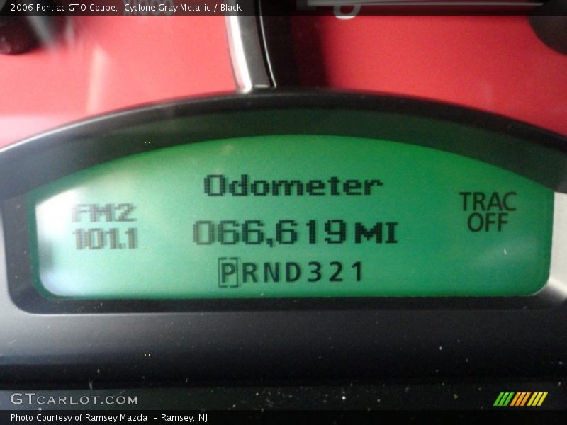 Cyclone Gray Metallic / Black 2006 Pontiac GTO Coupe