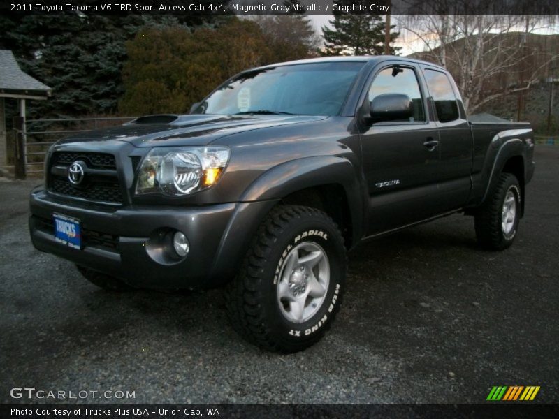 Magnetic Gray Metallic / Graphite Gray 2011 Toyota Tacoma V6 TRD Sport Access Cab 4x4