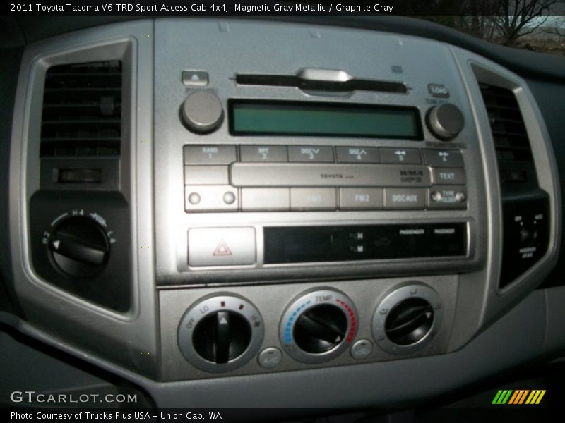Magnetic Gray Metallic / Graphite Gray 2011 Toyota Tacoma V6 TRD Sport Access Cab 4x4
