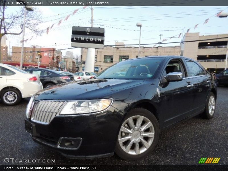 Tuxedo Black Metallic / Dark Charcoal 2011 Lincoln MKZ AWD