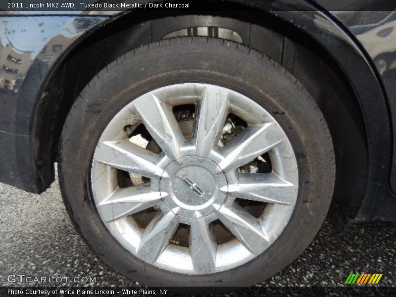 Tuxedo Black Metallic / Dark Charcoal 2011 Lincoln MKZ AWD