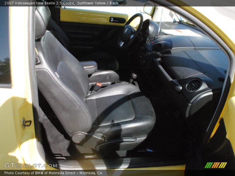 Sunflower Yellow / Black 2007 Volkswagen New Beetle 2.5 Coupe