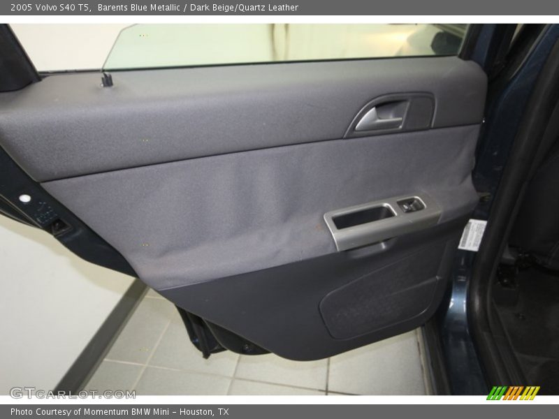Barents Blue Metallic / Dark Beige/Quartz Leather 2005 Volvo S40 T5