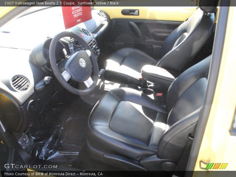 Sunflower Yellow / Black 2007 Volkswagen New Beetle 2.5 Coupe