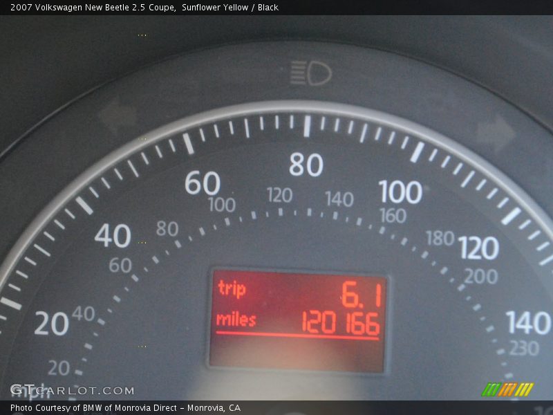 Sunflower Yellow / Black 2007 Volkswagen New Beetle 2.5 Coupe