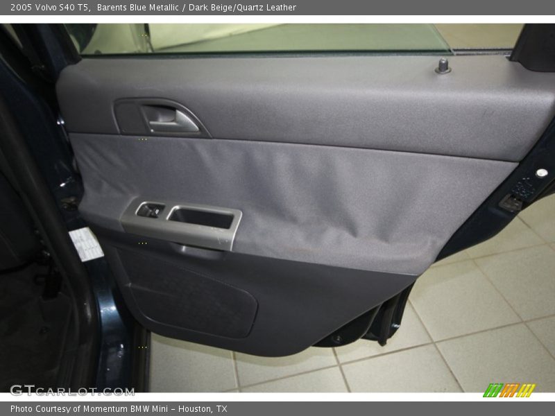 Barents Blue Metallic / Dark Beige/Quartz Leather 2005 Volvo S40 T5