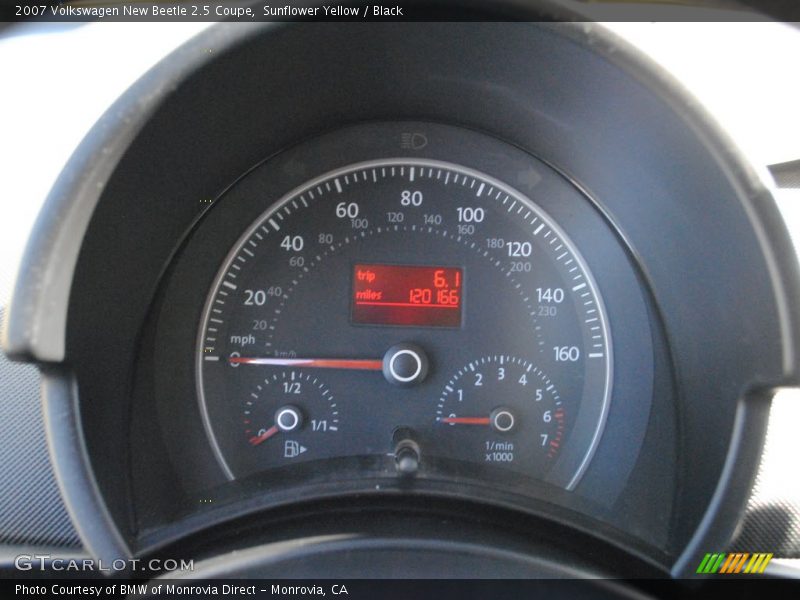 Sunflower Yellow / Black 2007 Volkswagen New Beetle 2.5 Coupe