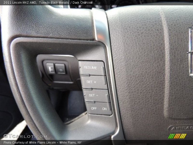 Tuxedo Black Metallic / Dark Charcoal 2011 Lincoln MKZ AWD