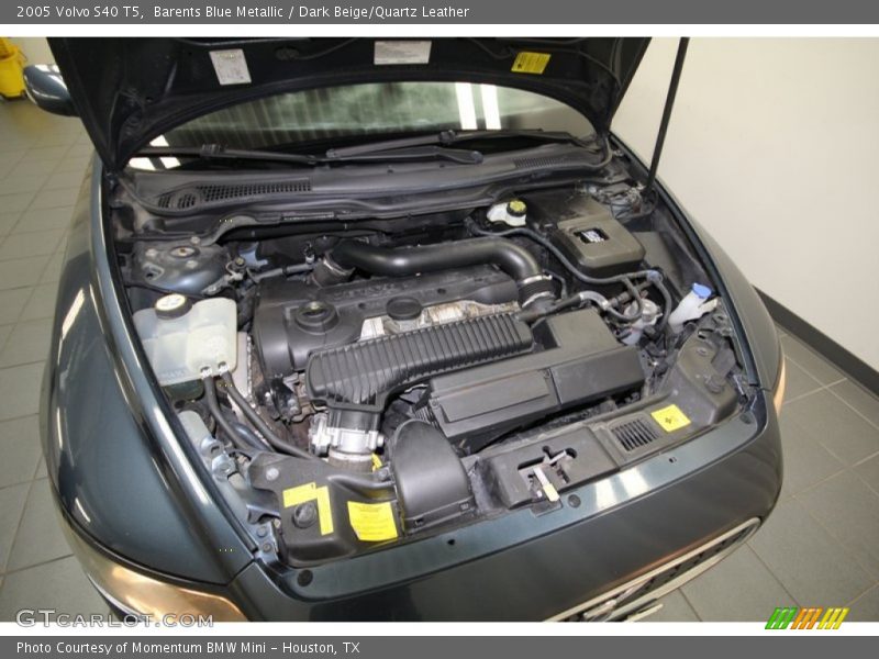 Barents Blue Metallic / Dark Beige/Quartz Leather 2005 Volvo S40 T5