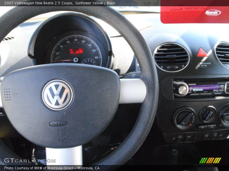 Sunflower Yellow / Black 2007 Volkswagen New Beetle 2.5 Coupe