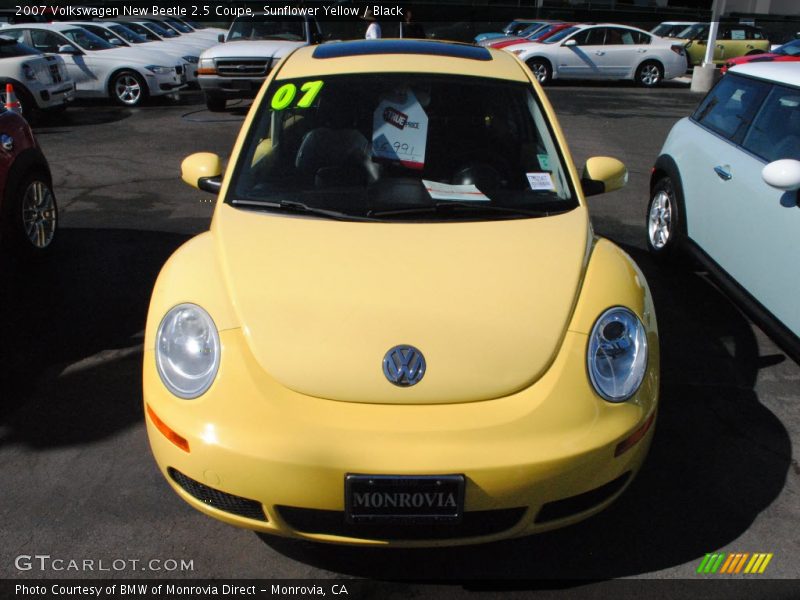 Sunflower Yellow / Black 2007 Volkswagen New Beetle 2.5 Coupe