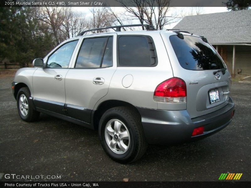 Smart Silver / Gray 2005 Hyundai Santa Fe GLS 4WD