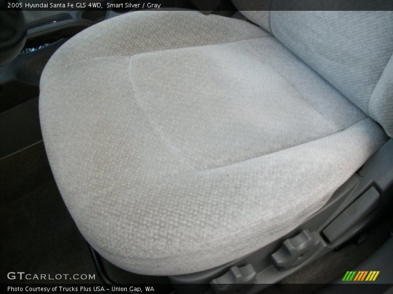 Smart Silver / Gray 2005 Hyundai Santa Fe GLS 4WD