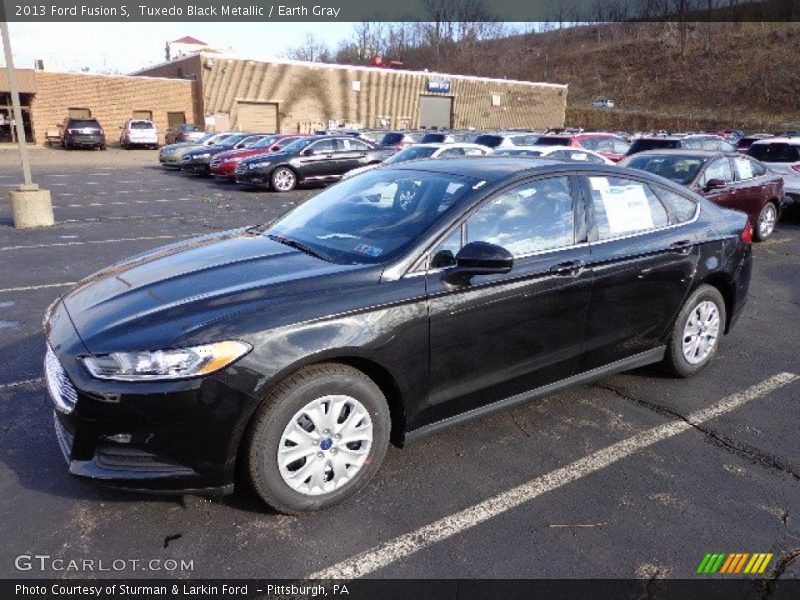 Tuxedo Black Metallic / Earth Gray 2013 Ford Fusion S