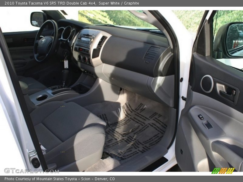 Super White / Graphite 2010 Toyota Tacoma V6 SR5 TRD Double Cab 4x4