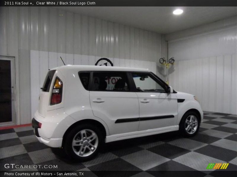 Clear White / Black Soul Logo Cloth 2011 Kia Soul +