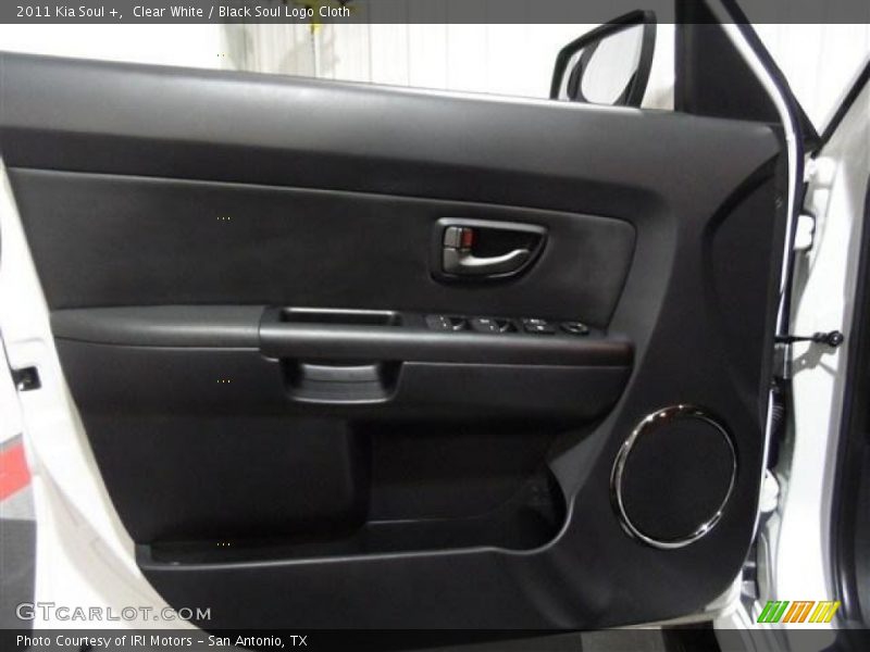 Clear White / Black Soul Logo Cloth 2011 Kia Soul +