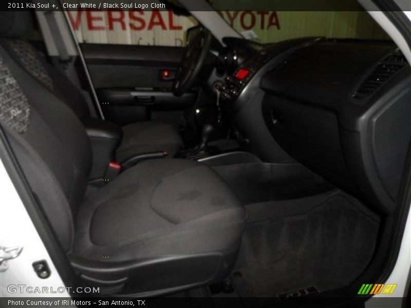 Clear White / Black Soul Logo Cloth 2011 Kia Soul +