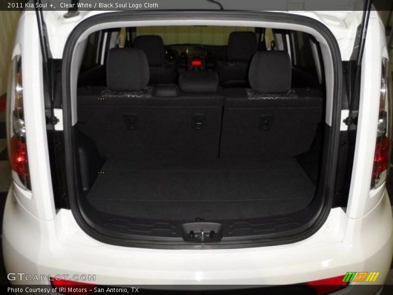 Clear White / Black Soul Logo Cloth 2011 Kia Soul +