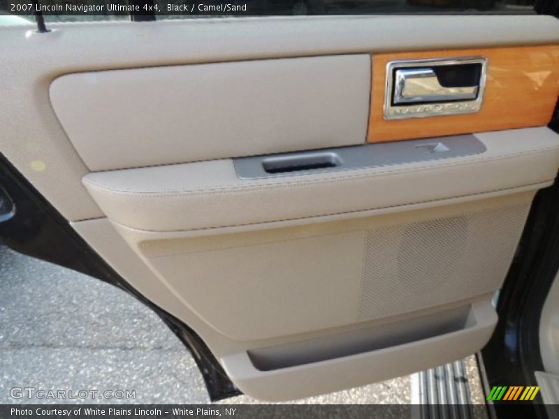 Black / Camel/Sand 2007 Lincoln Navigator Ultimate 4x4