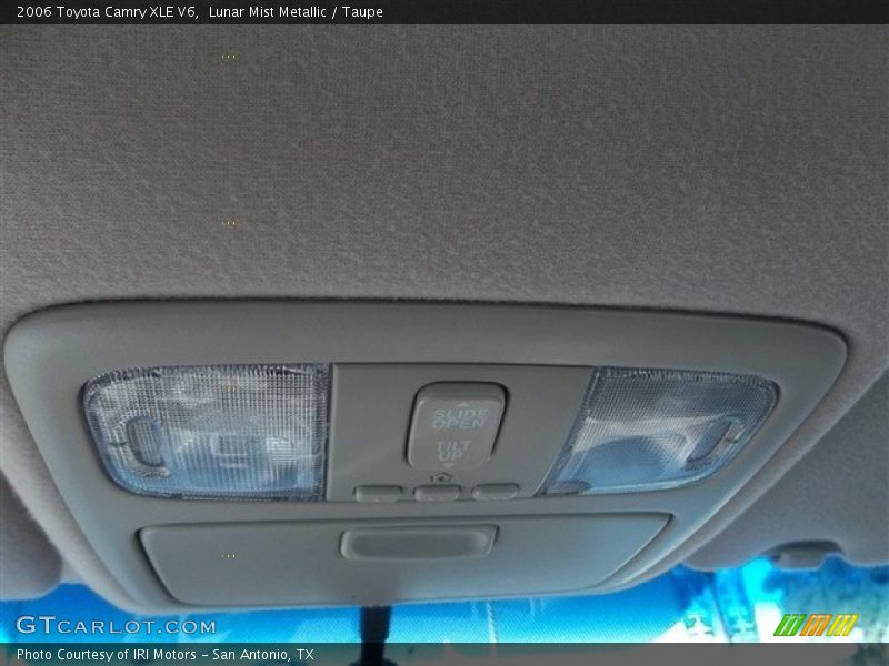 Lunar Mist Metallic / Taupe 2006 Toyota Camry XLE V6