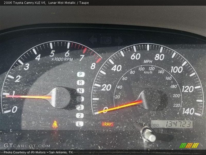 Lunar Mist Metallic / Taupe 2006 Toyota Camry XLE V6