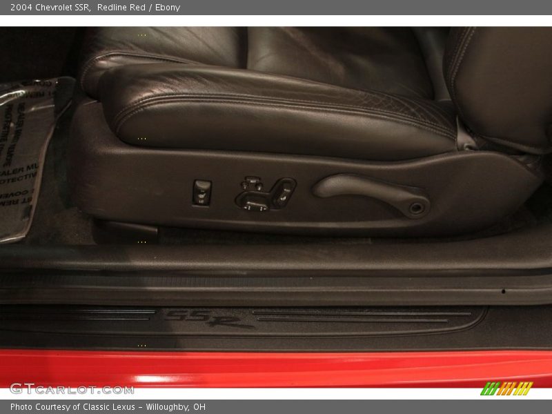 Redline Red / Ebony 2004 Chevrolet SSR
