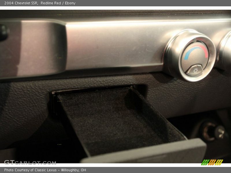 Redline Red / Ebony 2004 Chevrolet SSR