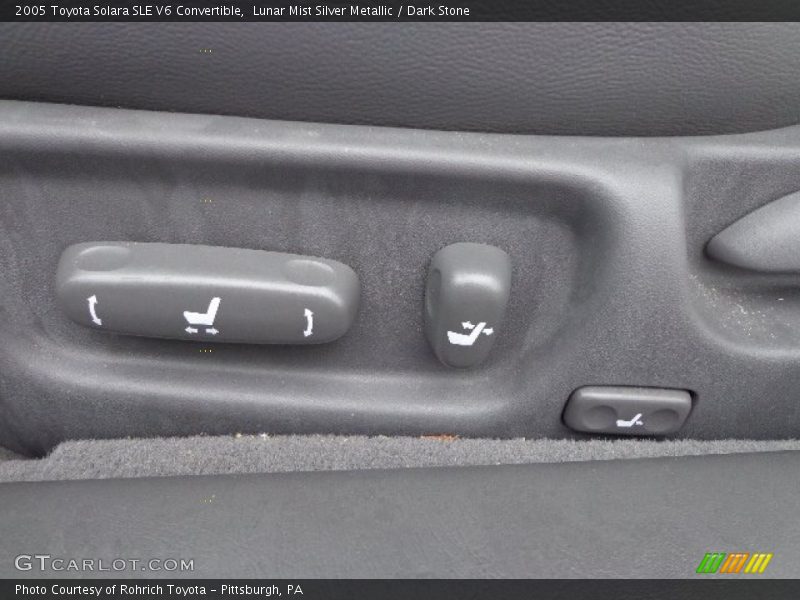 Lunar Mist Silver Metallic / Dark Stone 2005 Toyota Solara SLE V6 Convertible