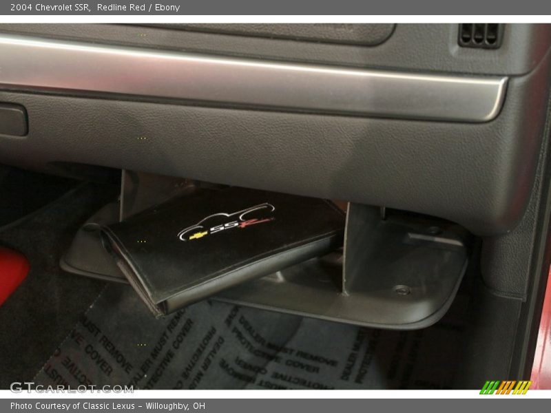 Redline Red / Ebony 2004 Chevrolet SSR