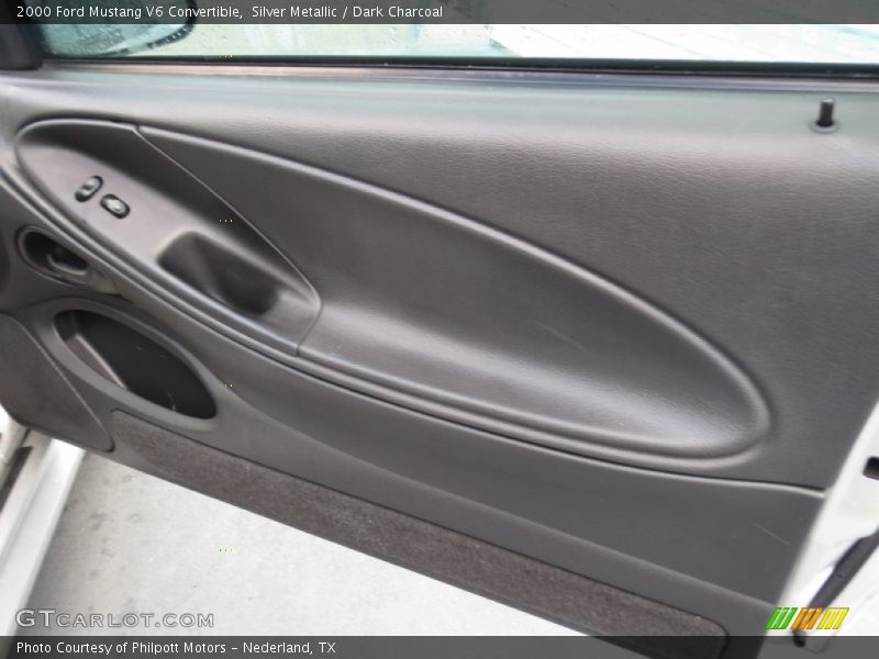 Silver Metallic / Dark Charcoal 2000 Ford Mustang V6 Convertible