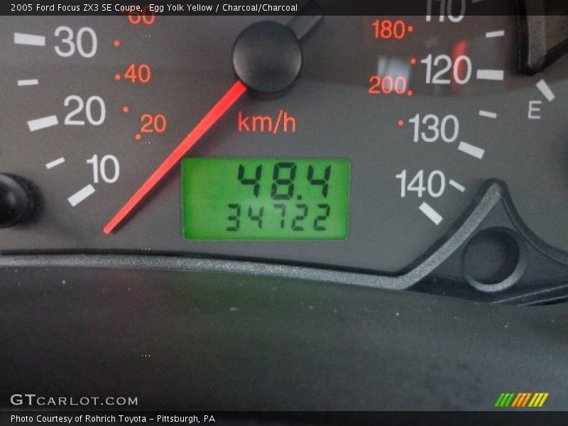 Egg Yolk Yellow / Charcoal/Charcoal 2005 Ford Focus ZX3 SE Coupe