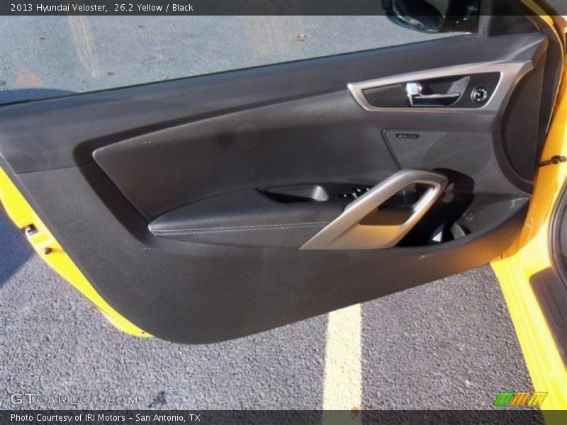 26.2 Yellow / Black 2013 Hyundai Veloster