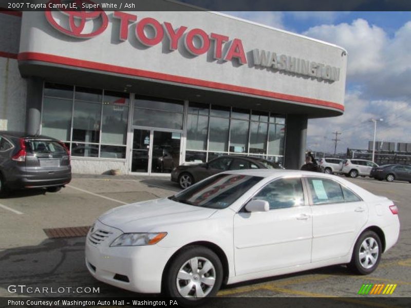 Super White / Ash 2007 Toyota Camry LE