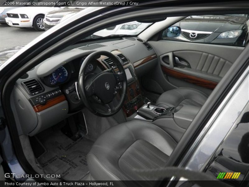  2006 Quattroporte Sport GT Grey Interior