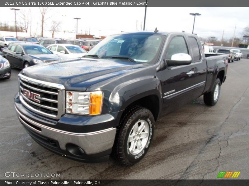 Front 3/4 View of 2013 Sierra 1500 SLE Extended Cab 4x4
