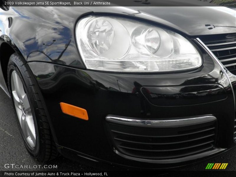 Black Uni / Anthracite 2009 Volkswagen Jetta SE SportWagen