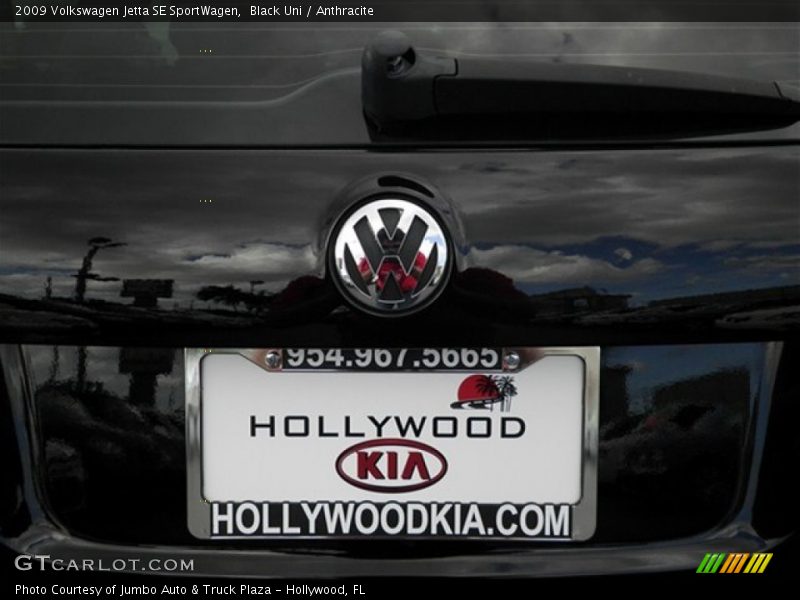 Black Uni / Anthracite 2009 Volkswagen Jetta SE SportWagen