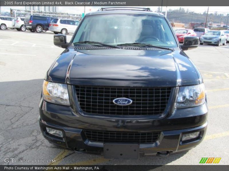 Black Clearcoat / Medium Parchment 2005 Ford Expedition Limited 4x4