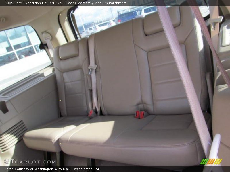 Rear Seat of 2005 Expedition Limited 4x4