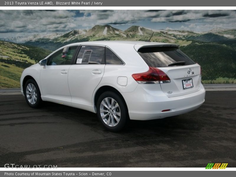Blizzard White Pearl / Ivory 2013 Toyota Venza LE AWD